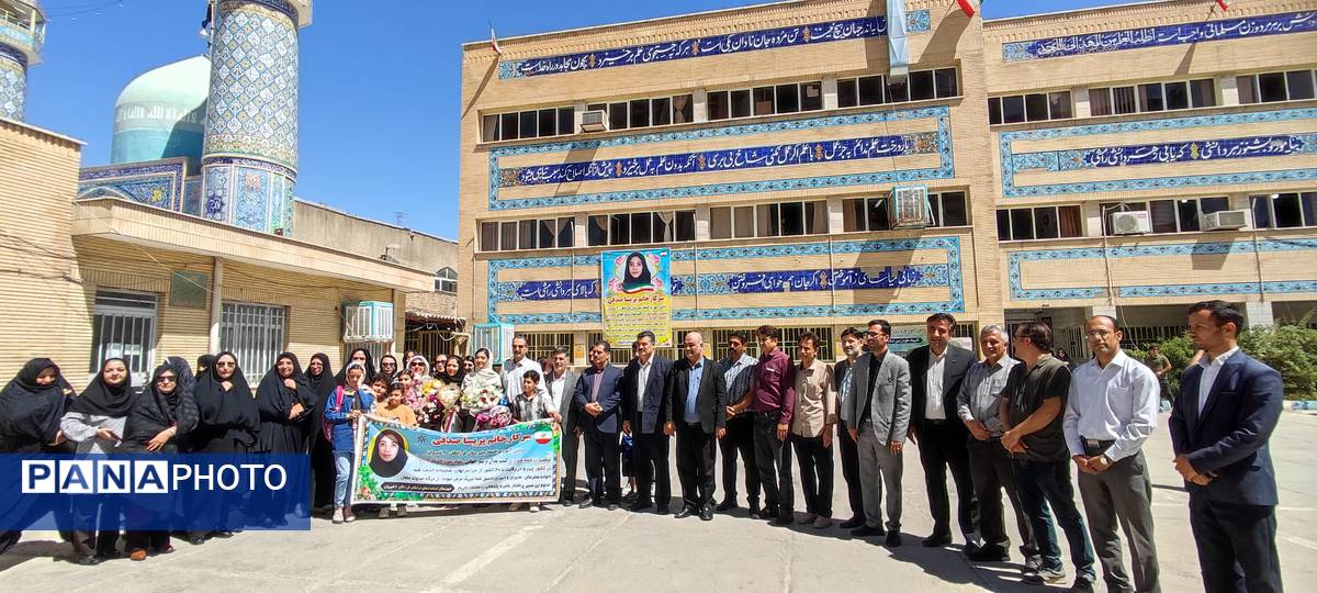 استقبال از دانش آموز شیروانی دارنده مدال برنز جهانی المپیاد علوم زمین