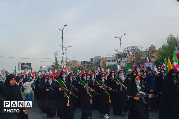 اجتماع بزرگ دختران ایران به مناسبت ولادت حضرت معصومه (س) و روز دختر در پردیس
