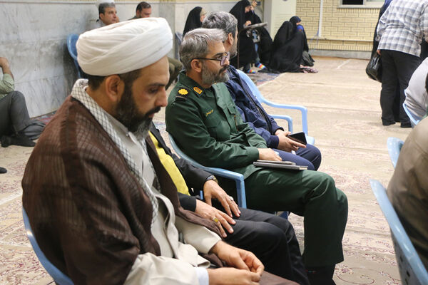 اعزام نخستین گروه از دانش‌آموزان ناحیه 4 قم به اردوی راهیان نور