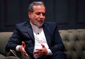 انتقاد عراقچی از رویکرد ناصواب سه کشور اروپایی در مورد موضوع هسته‌ای ایران