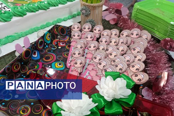 نغمه‌های قرآنی در دل دختران دبستان میقات بهارستان دو طنین‌انداز شد