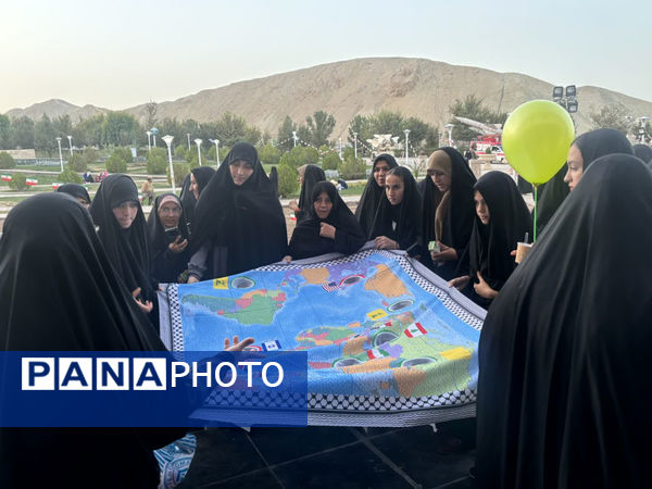 برپایی شادواره خانوادگی به‌مناسبت هفته دفاع مقدس در قم