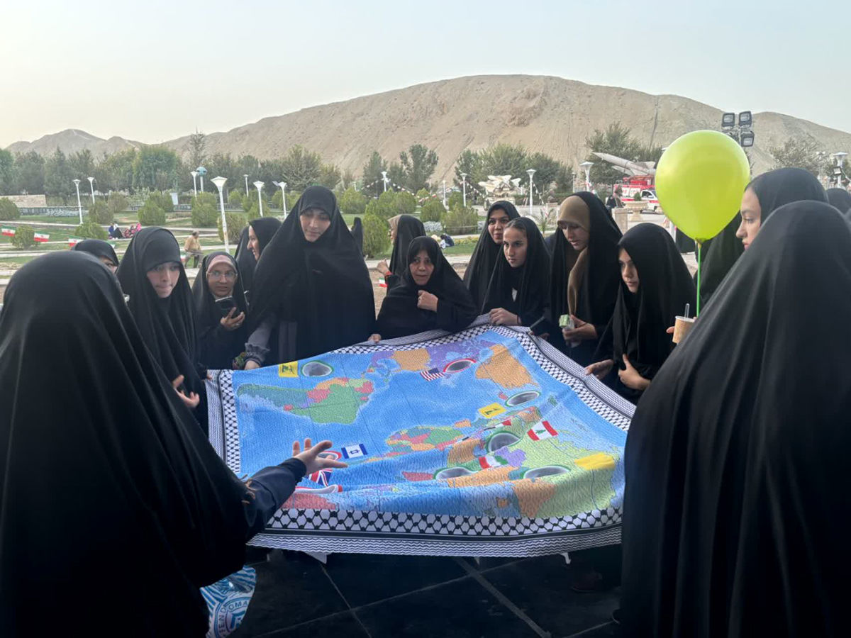 برپایی شادواره خانوادگی به‌مناسبت هفته دفاع مقدس در قم