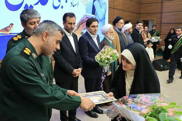 آئین تجلیل از استاد مجتبی قدبیگی قاری بین المللی برگزار گردید