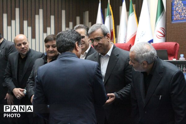 جلسه شورای آموزش‌وپرورش استان خراسان‌رضوی با حضور وزیر آموزش و پرورش