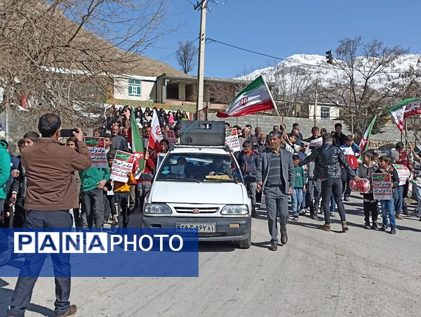 حضور پرشکوه مردم حماسه ساز بن در راهپپیمایی ۲۲ بهمن