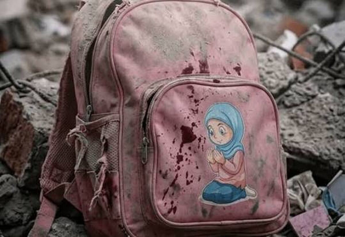 یادِ شما، ای فرشتگانِ پرکشیده، چون نوری ابدی در دل‌ها می‌درخشد
