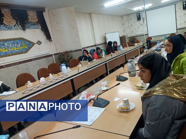 برگزاری مسابقه منطقه‌ای حافظ‌خوانی دانش‌آموزان متوسطه اول و دوم