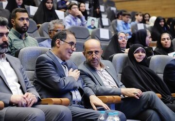 گرامی‌داشت یاد شهدای «شجره طیبه میناب» در سومین همایش ملی ایثار