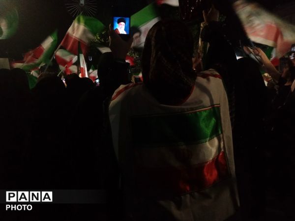 شصت و نهمین قاب حماسه مردمی در سنگر خیابان 
