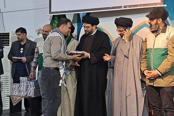 همایش تجلیل از مدیران کانون‌های خدمت رضوی قم