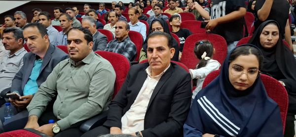 برگزاری جشن سپاس معلم در پلدختر و قدردانی از معلمان برتر