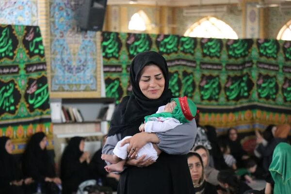همایش شیرخوارگان حسینی در دلیجان؛ تجلی عهد مادران با قیام عاشورا