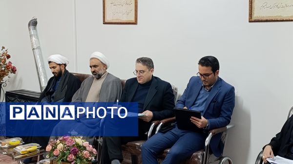 جلسه‌ هم‌اندیشی و برنامه‌ریزی مراقبت‌های اجتماعی دانش‌آموزان