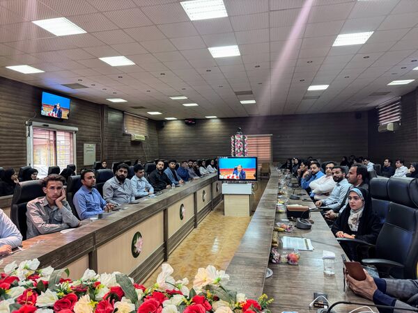 نشست هم‌اندیشی جوانان در شهرستان‌های فاریاب و کهنوج