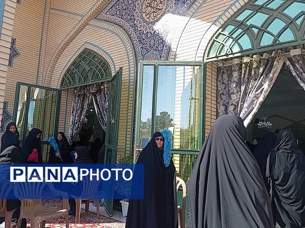 برپایی غرفه کودک در نماز جمعه 