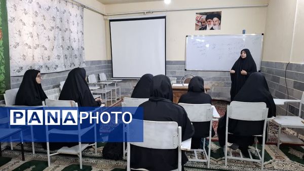 کارگاه‌های آمادگی مسابقات قرآن، عترت و نماز  دانش‌آموزی در شهر کهک