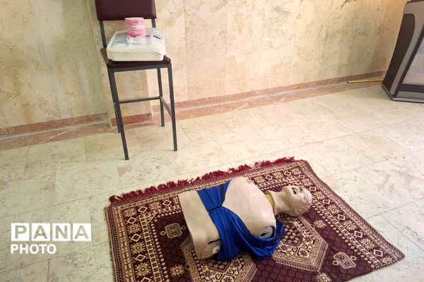 آموزش بهداشت مدارس به معلمان ابتدایی در دانشگاه آزاد اسلامی ملارد 