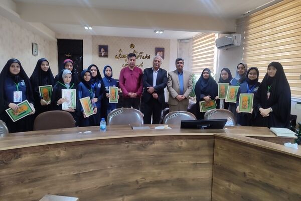 آیین تجلیل و تقدیر از دانش آموزان  خبرنگار خبرگزاری پانا ناحیه۳