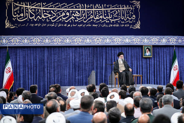 دیدار مسئولان و کارگزاران حج با رهبر انقلاب اسلامی