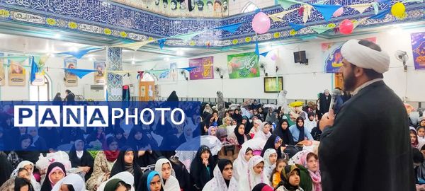 اجتماع بزرگ دختران معتکف در بابلسر