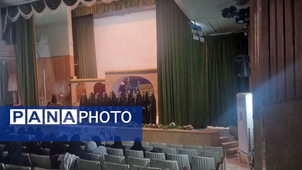 مراسم جشن نیمه شعبان توسط هنرجویان هنرستان فاطمه الزهرا (س)