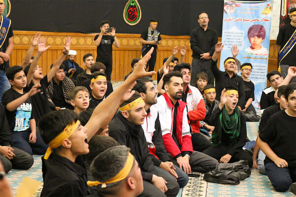 سوگواره «احلی من العسل» با حضور دانش‌آموزان نوجوان عاشورایی در اردبیل