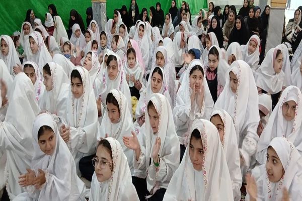 برگزاری جشن تکلیف دانش آموزان دختر شهرستان سیروان