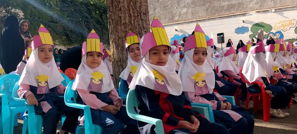 مراسم جشن غنچه‌ها در زنجان
