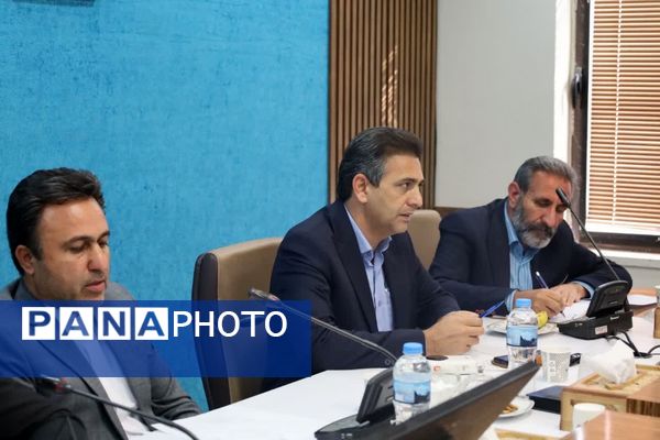 جلسه شورای آموزش و پرورش در فرمانداری خاتم 