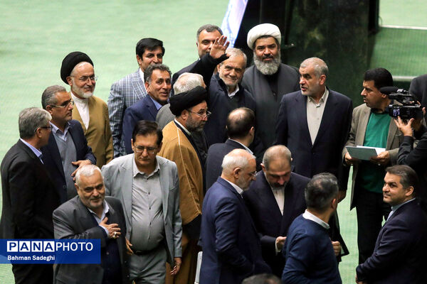 تقدیم لایحه بودجه سال ۱۴۰۵ به مجلس شورای اسلامی