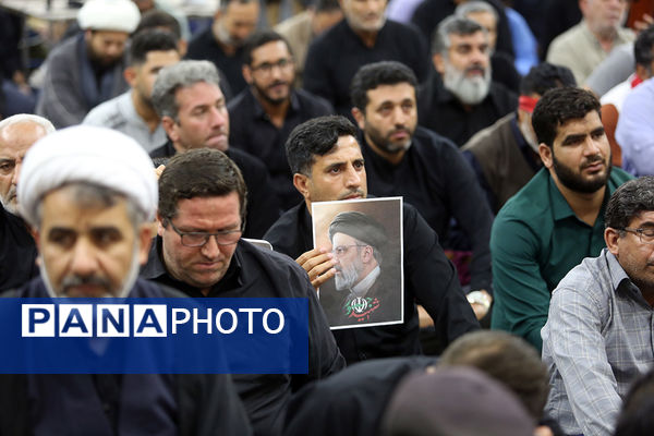 مراسم بزرگداشت شهدای خدمت در حرم حضرت معصومه(س)