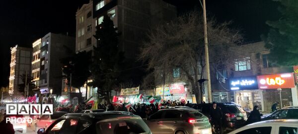 رژهٔ خودرویی در بلوار فضل نیشابور
