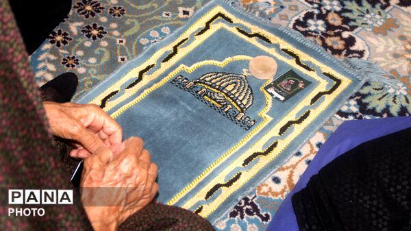 حضور پرشور مردم در نماز جمعه؛ نمایش وحدت و اقتدار ملی