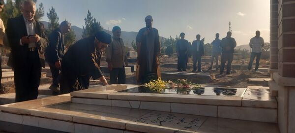 غبارروبی مزار شهدای روستای سربالا 