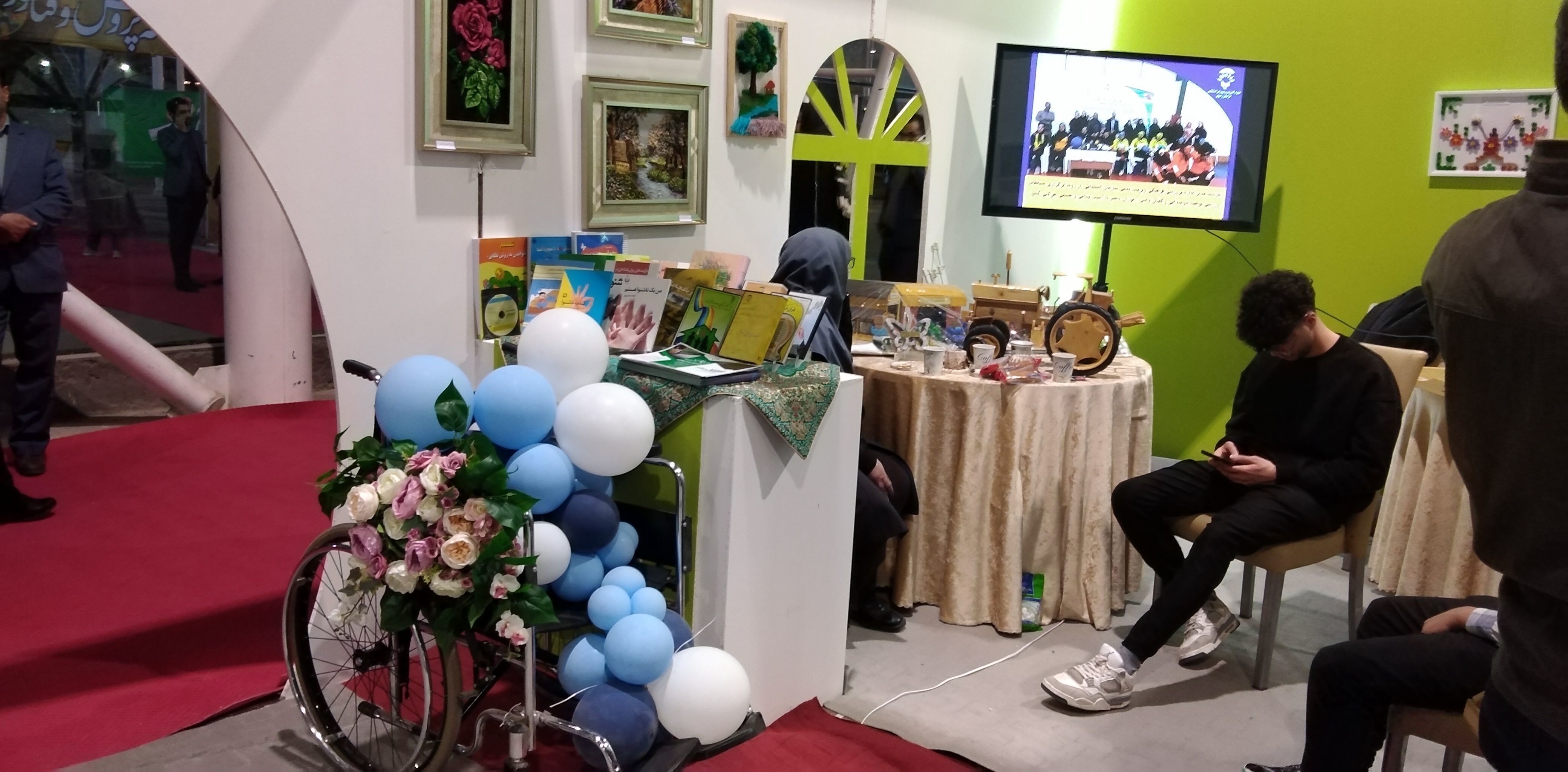 حضور غرفه آموزش و پرورش ناحیه 7 در نمایشگاه پژوهشی و فناوری خراسان رضوی