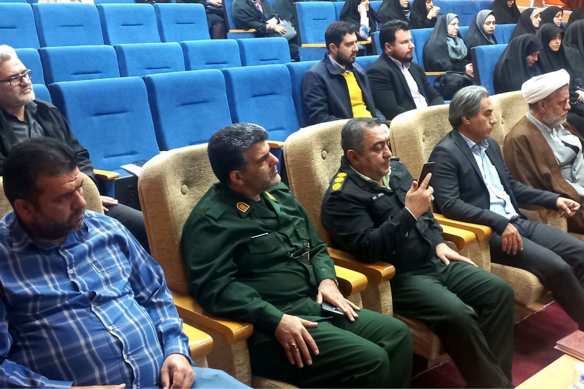 کارگاه مهارت افزایی و ترویج فرهنگ نماز ویژه معاونین پرورشی قرچک