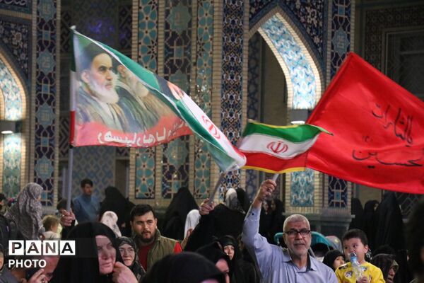 حال و هوای آستان مقدس رضوی در شب ولادت هشتمین اختر تابناک آسمان ولایت