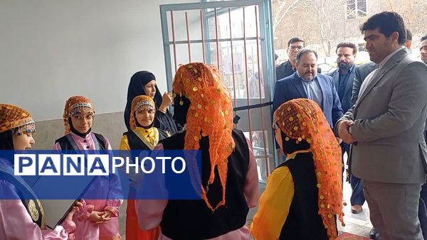 افتتاحیه جشنواره بزرگ بازی و یادگیری دوره ابتدایی آموزش و پرورش ورامین 