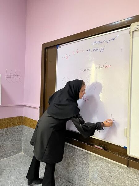 اقدامات پروژه مهر در دبستان آرمینه مصلی نژاد 