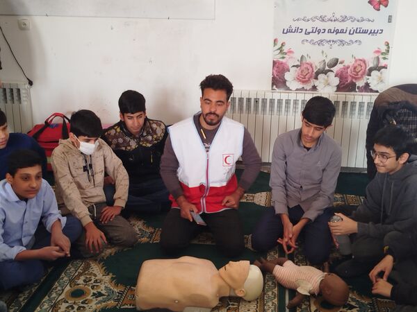 دومین جلسه طرح دادرس در دبیرستان نمونه دانش کاشمر 