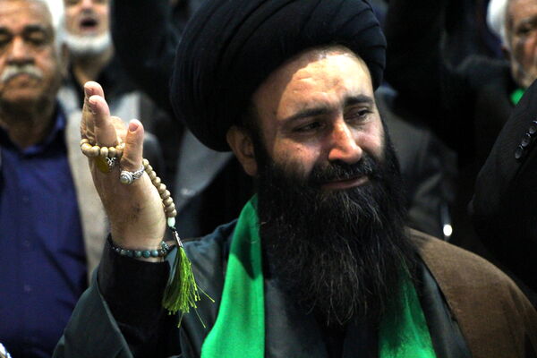 تجلیل از پیر غلامان حسینی در آیین نخل عاشقی ۲