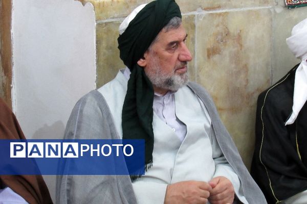 مراسم چهلمین روز شهادت شهدای اقتدار با حضور گسترده مردم کردستان در سنندج 