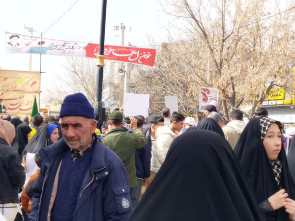 راهپیمایی 22 بهمن در شهرستان فاروج 