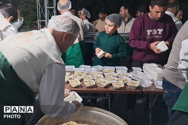 برگزاری مراسم دهه کرامت در بهارستان