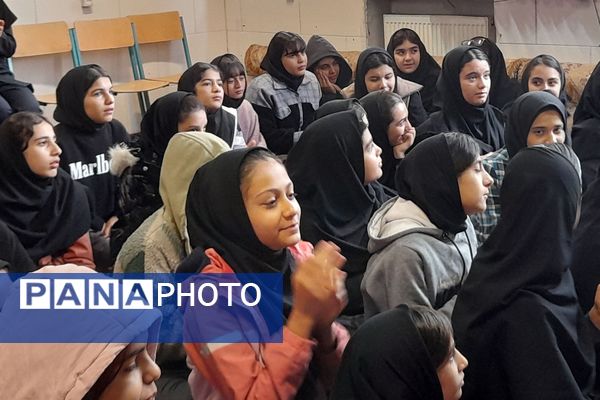 جشن روز مادر در مدارس شهید سرافراز و تربیت اسلامشهر