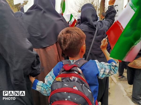 حماسه سازی مردم مقتدر و ولایتمدار شهرستان نیشابور در راهپیمایی روز قدس