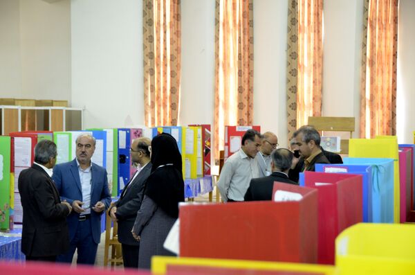 افتتاح نمایشگاه پژوهش های دانش آموزی در چارچوب جشنواره جابر بن حیان 