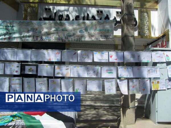 برپایی نمایشگاه نقاشی خیابانی در خلیل آباد