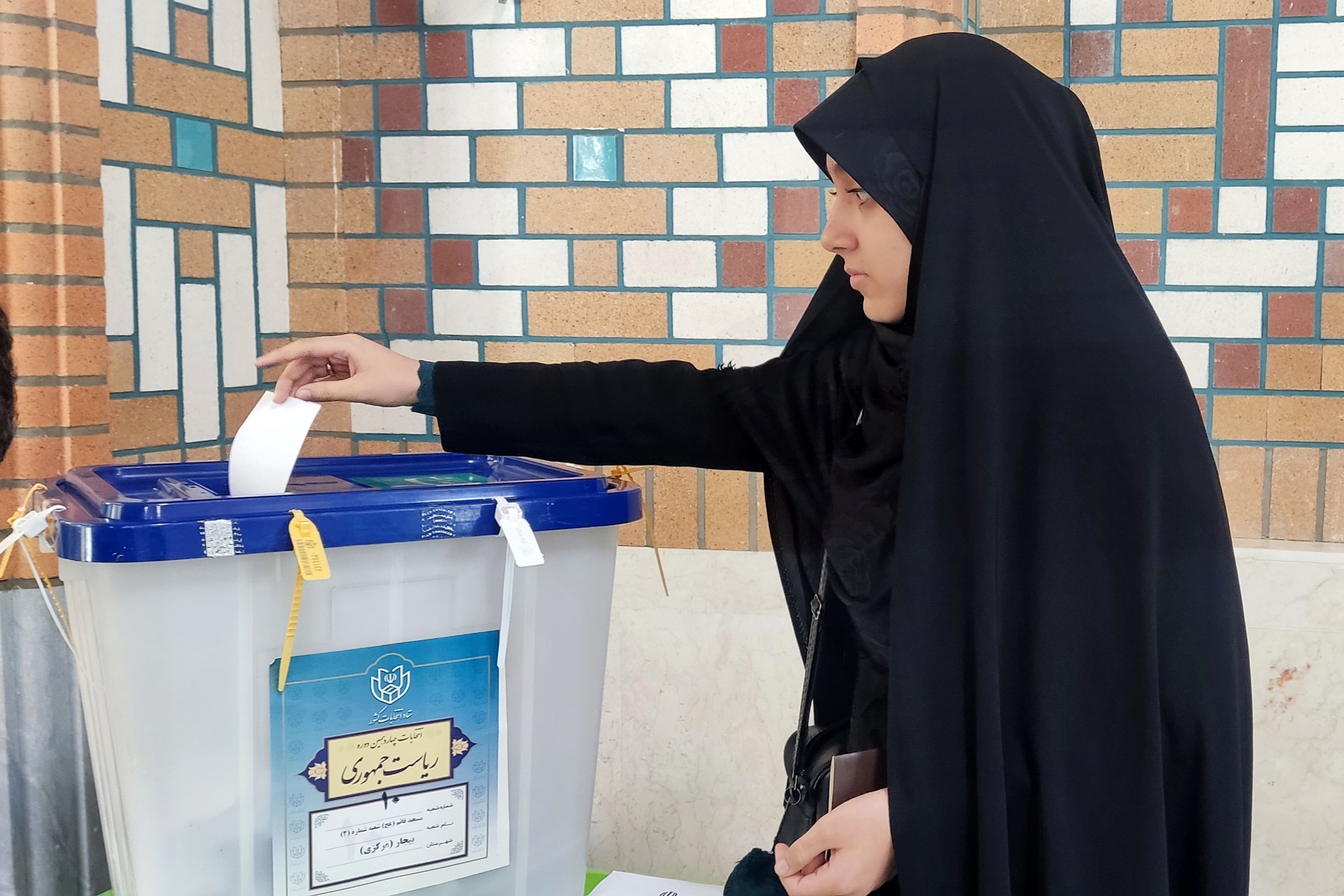 ثبت صحنه‌های پرشکوه حضور در انتخابات